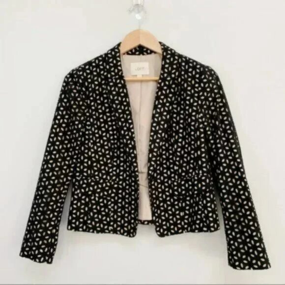 Loft Black Nude Tan Cotton Cropped Fitted Floral Eyelet Dress Blazer Jacket XS 2 - Picture 2 of 8